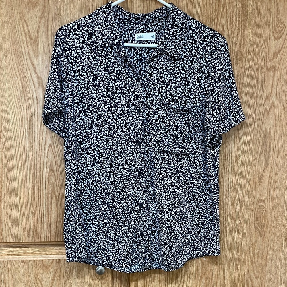 Croft & Barrow Black and White Floral Shirt